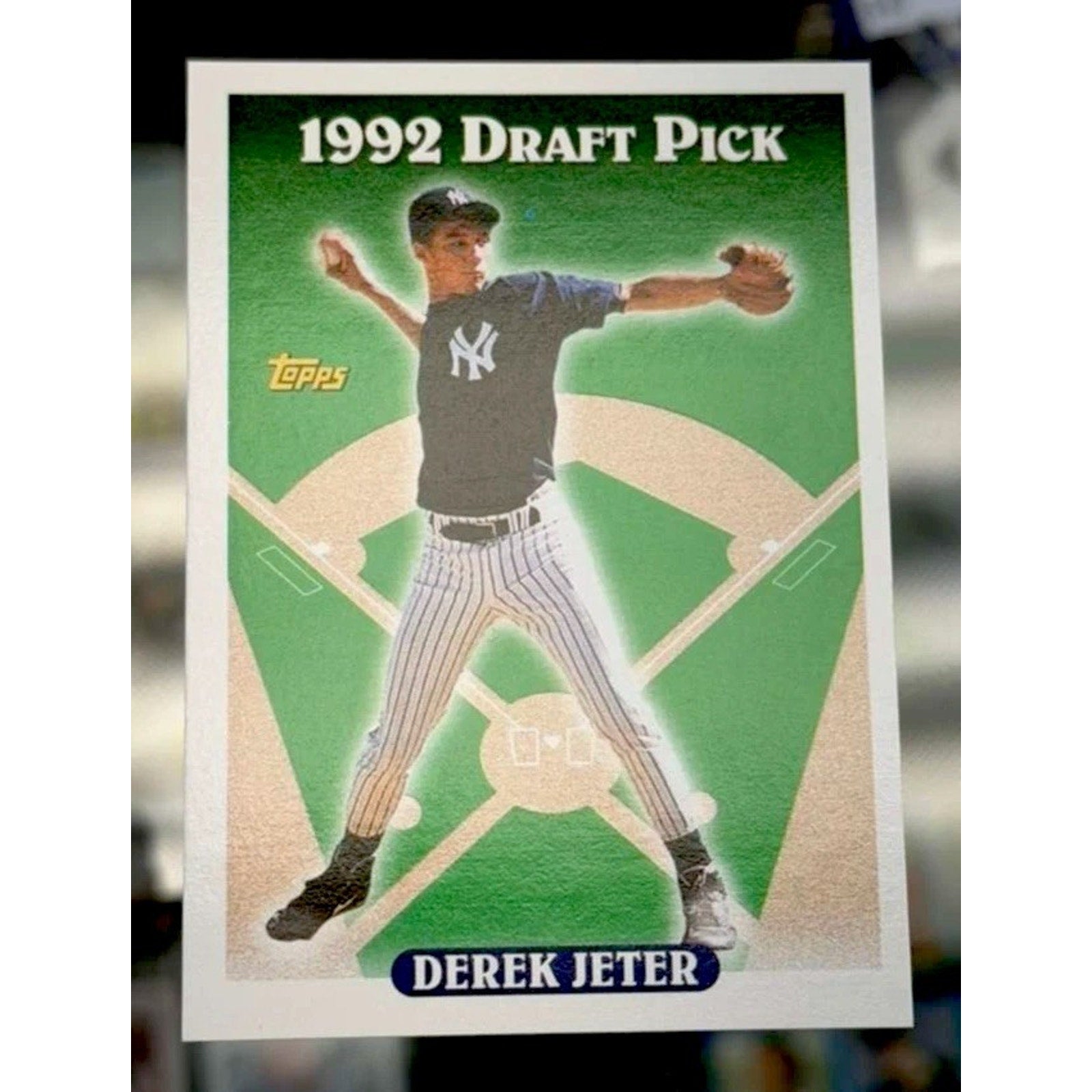 1993 Topps Derek Jeter 1992 Draft Pick Rookie Card #98 New York Yankees Hall of Fame baseball card front