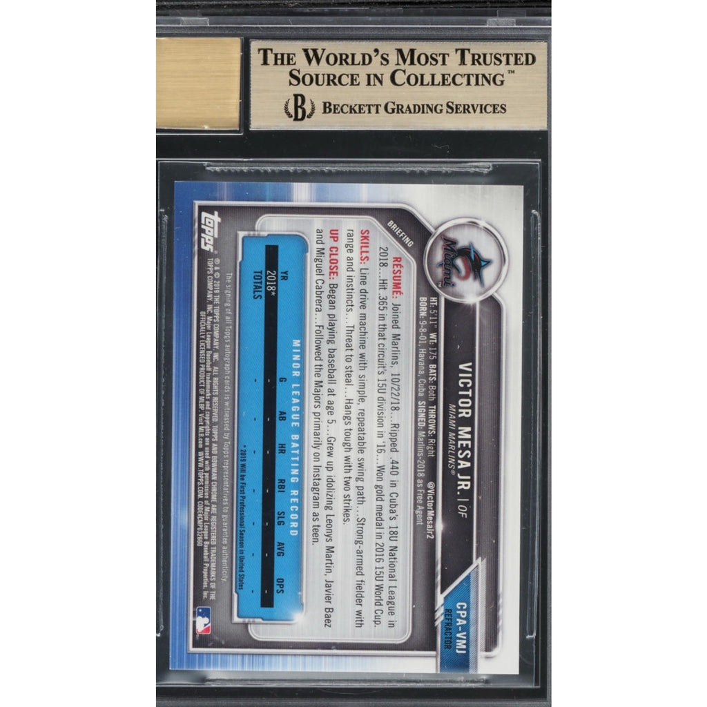 Back of 2019 Bowman Chrome Victor Mesa Jr autograph refractor card graded by Beckett