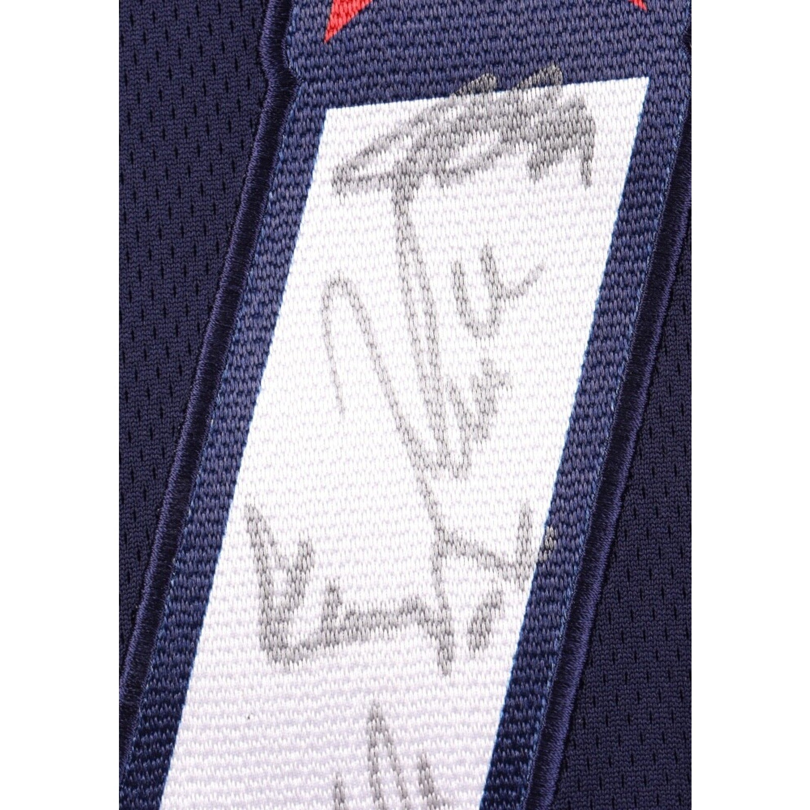 Detailed autograph close-up on Washington Capitals jersey lettering