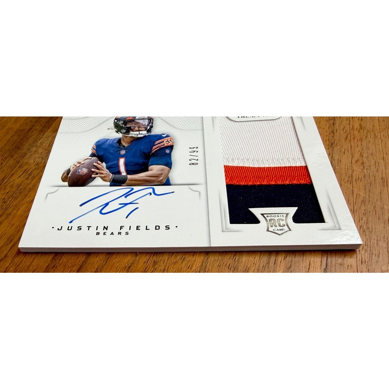 2021 Justin Fields National Treasures RPA Rookie Patch Auto /99 Clean Mint
