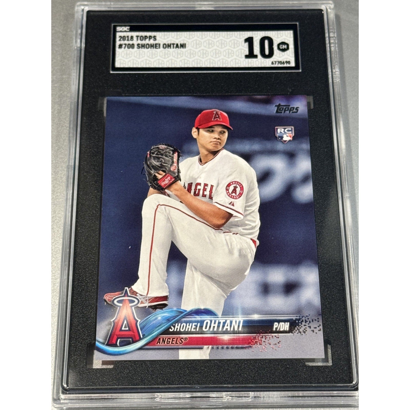 2018 Topps #700 Shohei Ohtani SGC 10 GEM MINT RC Angels Dodgers MVP Rookie
