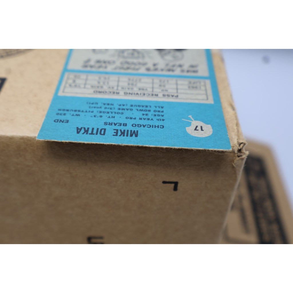 Mike Ditka 1964 Philadelphia #17 EX+ Small Scuffing On Corners See Pics