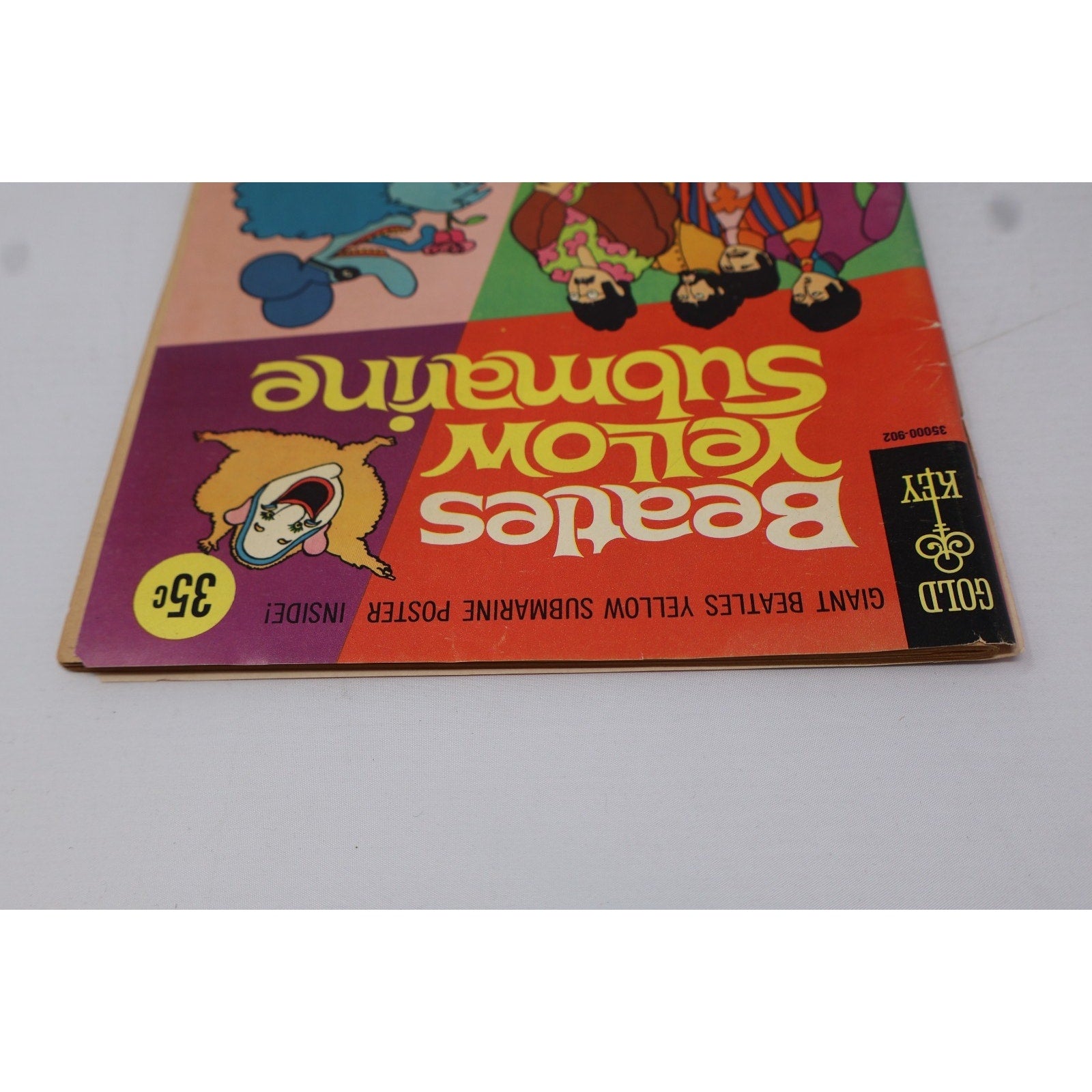 The Beatles Yellow Submarine Comic Book w/o Poster Cover Not Attached