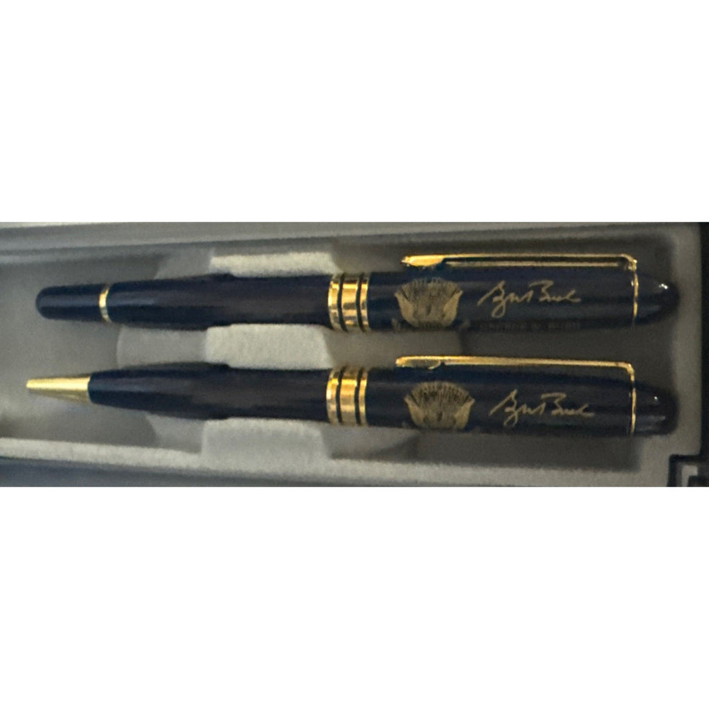 Authentic George W. Bush Presidential Seal White House VIP dual pen gift set with black and gold finish front view