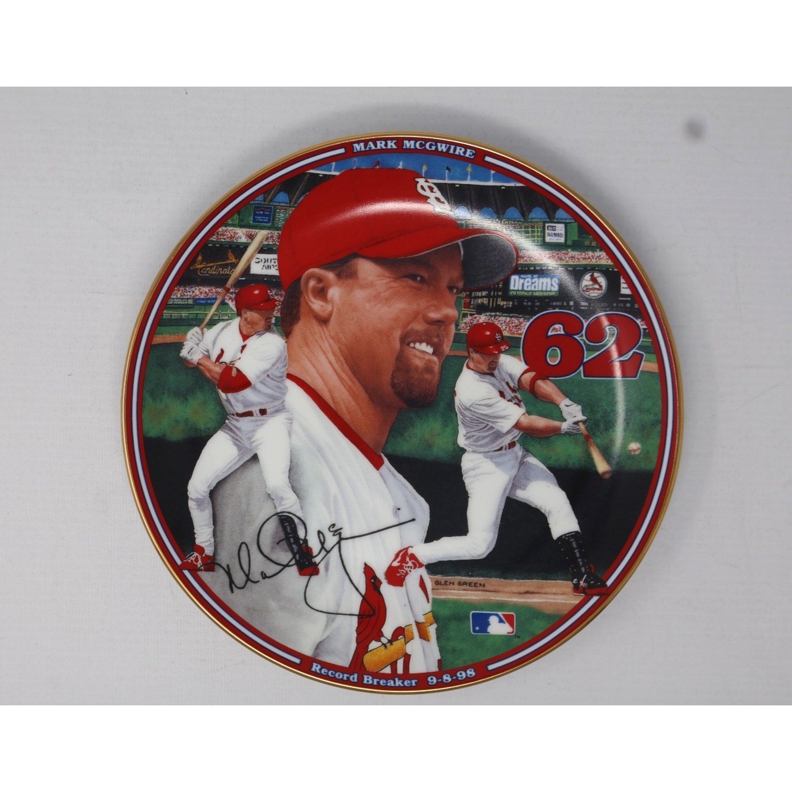 Mark McGwire Home Run Hero Record Breaker Bradford collector plate featuring St. Louis Cardinals artwork
