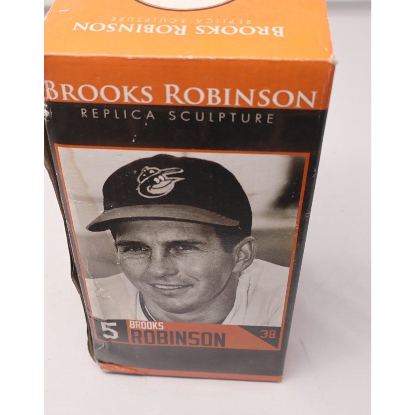Box for Brooks Robinson replica sculpture with portrait and text