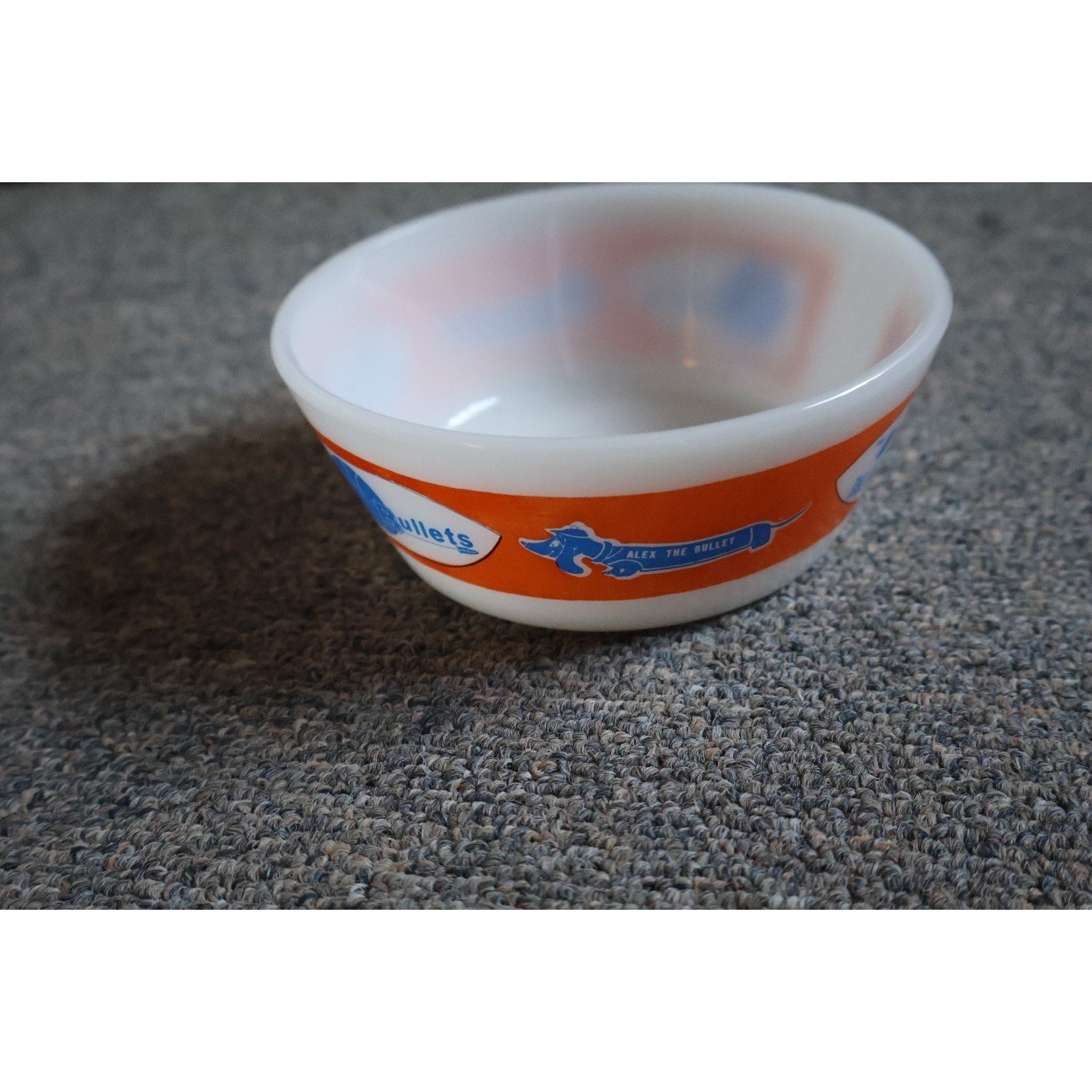 Front profile of 1960s Baltimore Bullets Alex The Bullet glass bowl memorabilia