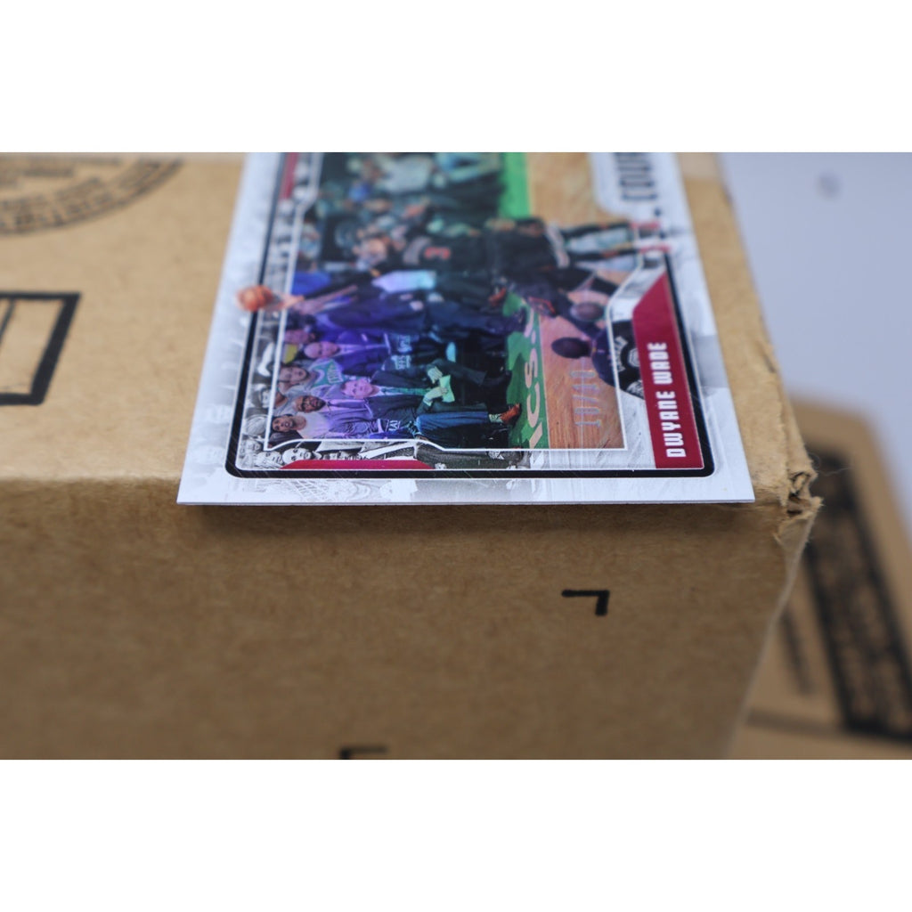 Dwayne Wade 2017-18 Panini NBA Hoops Courtside Gold #4 10/10 NM See Pics Rare