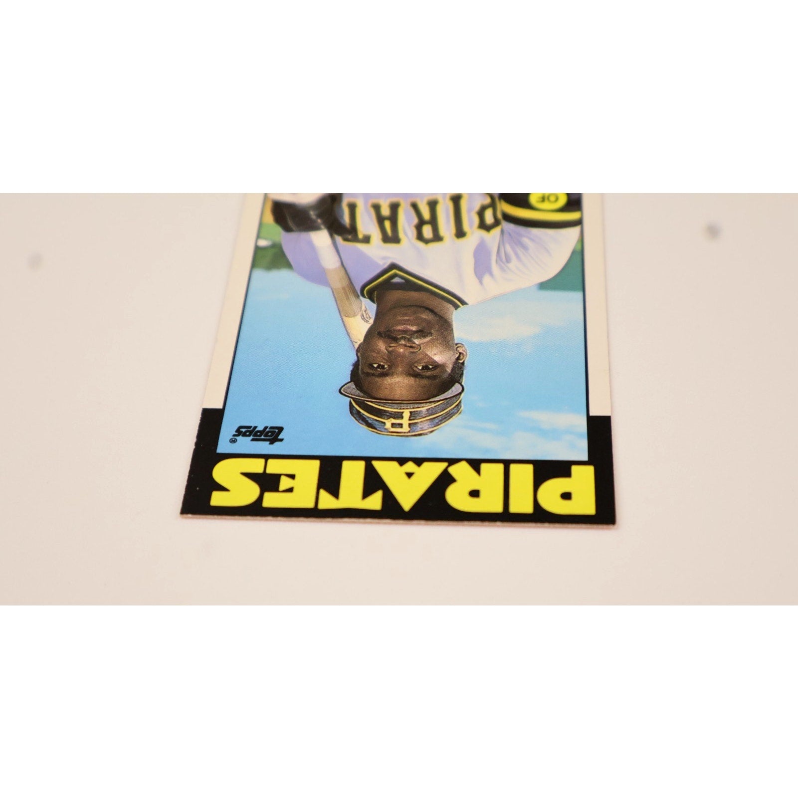 Barry Bonds 1986 Topps Traded #11T (RC) Rookie Card Pittsburgh Pirates NM+