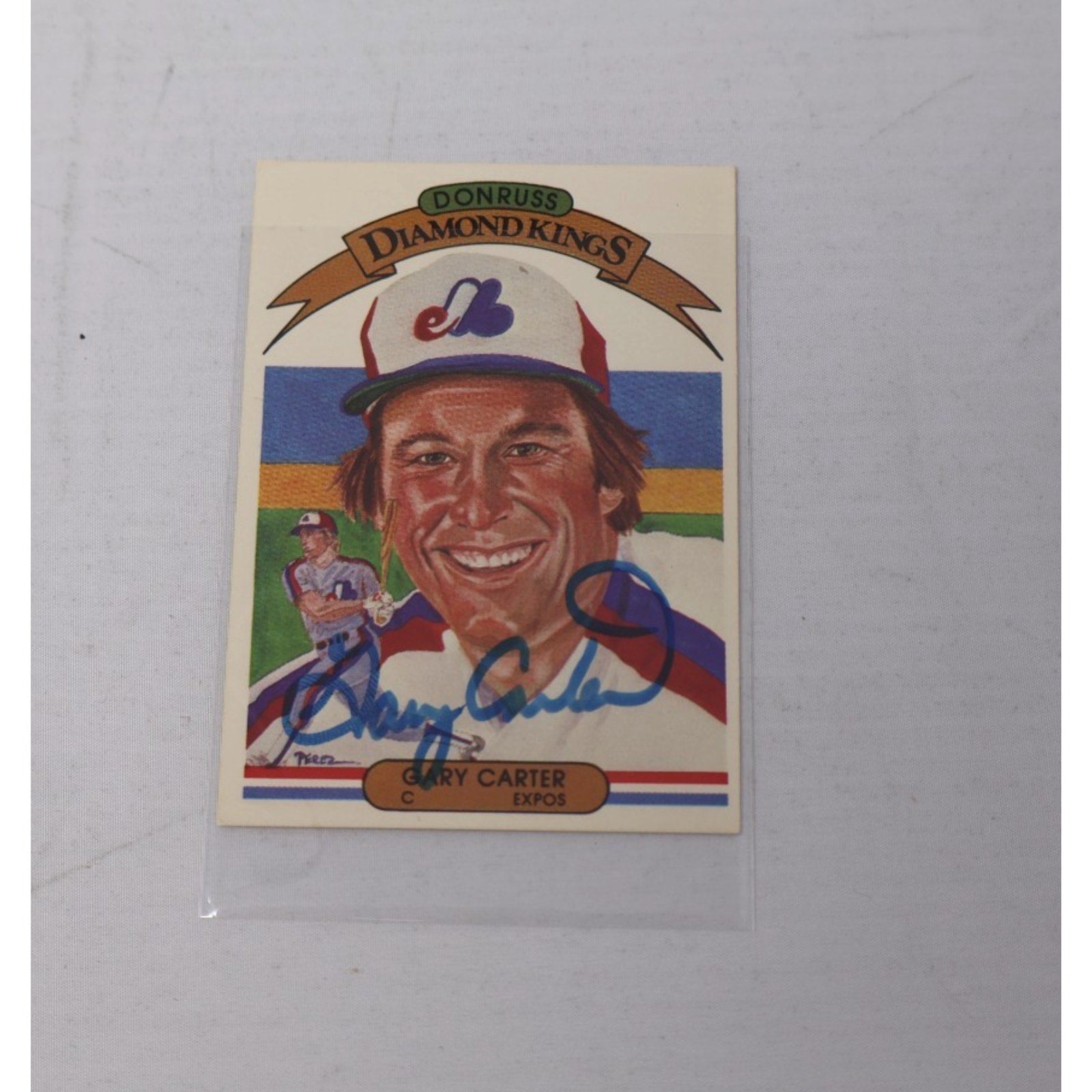 Gary Carter Auto 1982 Donruss Diamond Kings On Card (Not a sticker) Autograph MT